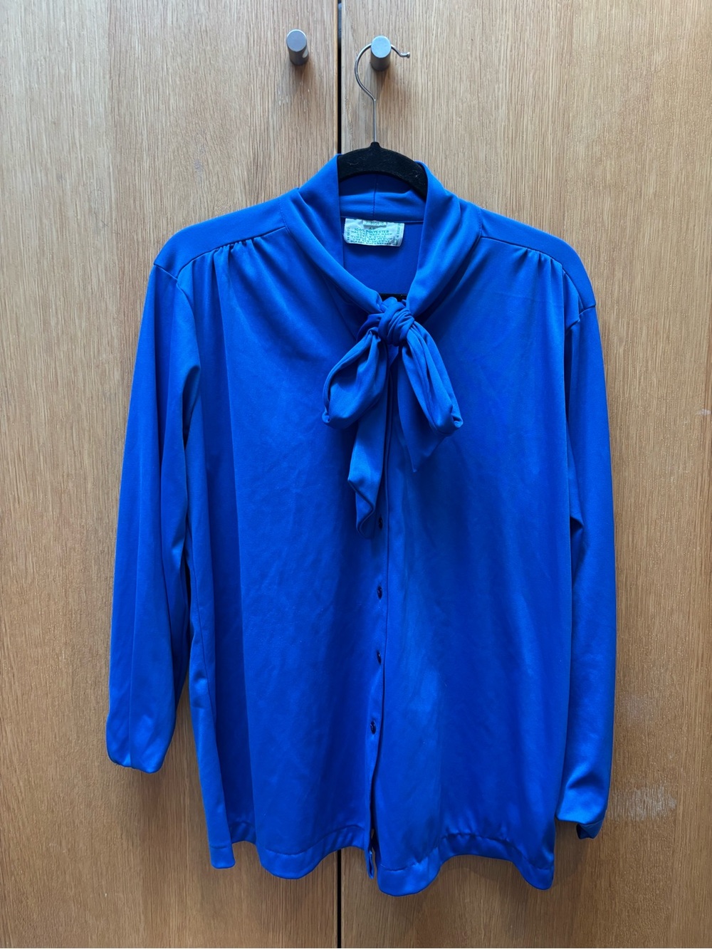 Vintage 1970s Women's Royal Blue Tie-Neck Blouse XL